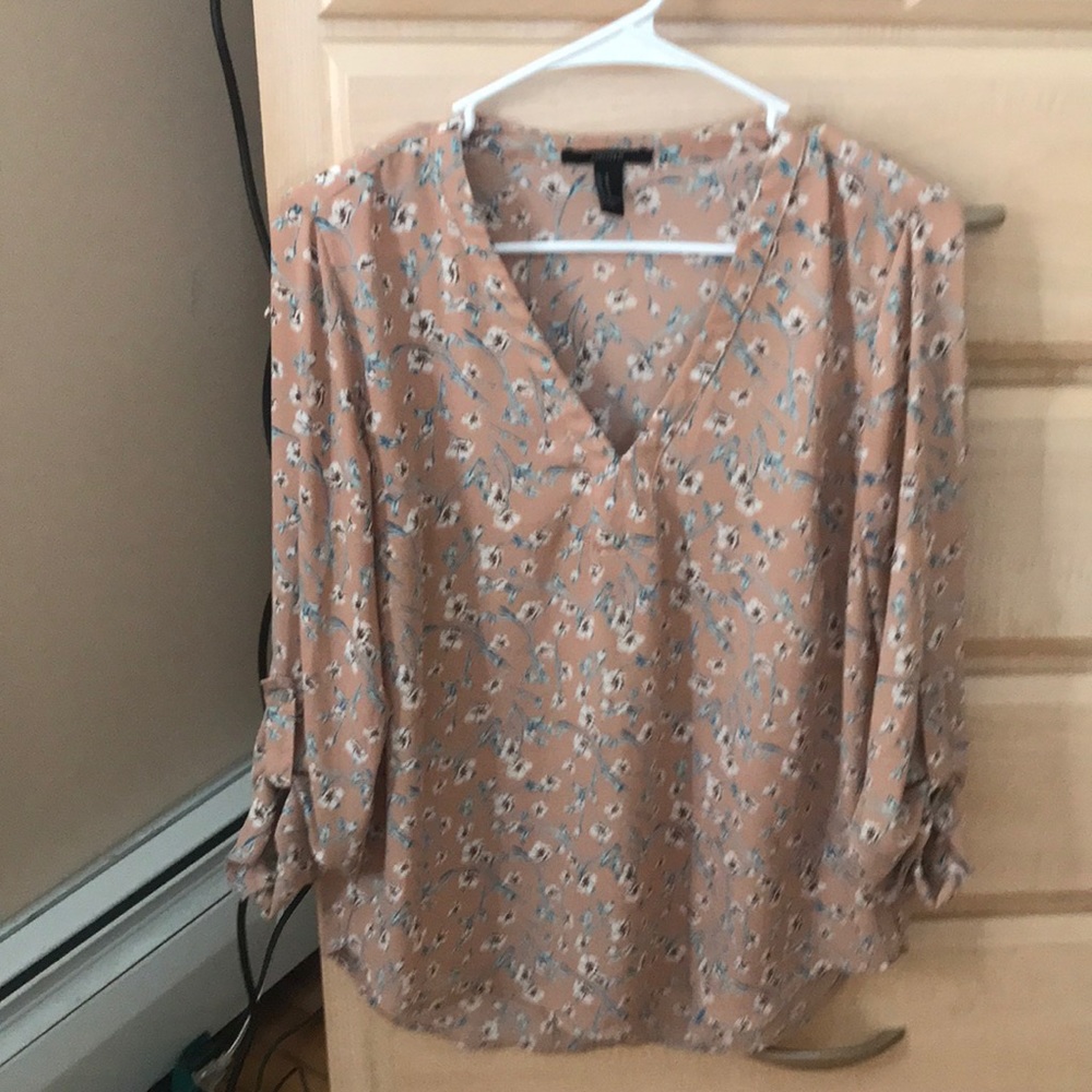 Adorable blouse for work
